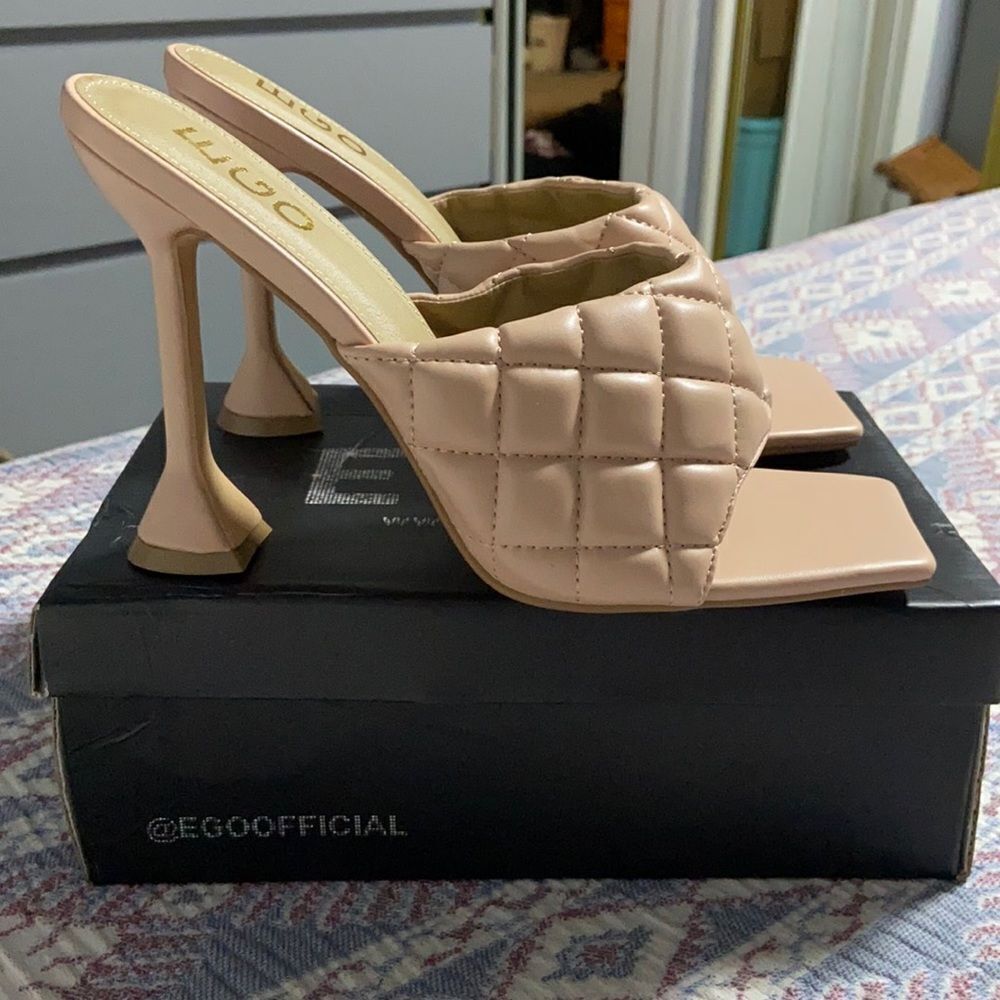 NWOT Ego heels